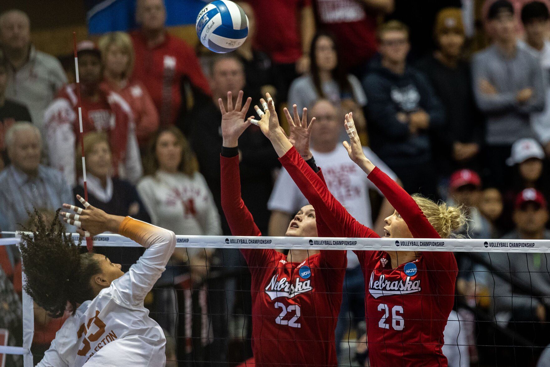 121221-owh-spo-nuvolley-LS01.jpg